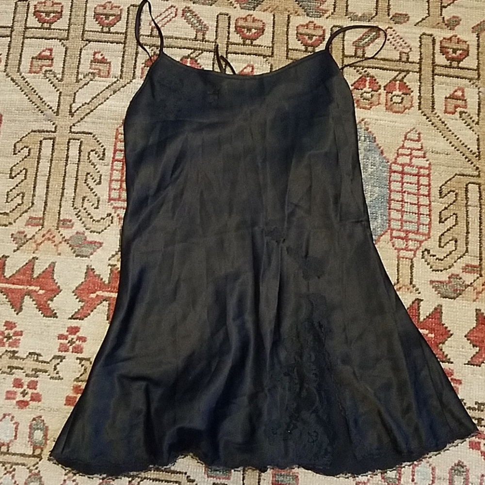 Victoria's Secret negligee size M
